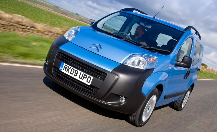  Citroen Nemo Multispace 2009 года  (фото 7 из 14)